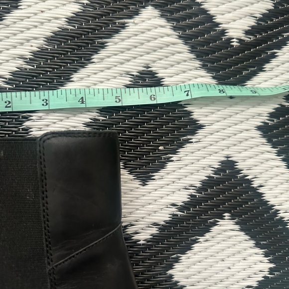 Crown Vintage Black Leather Chelsea Boots with Brown Soles Size 8 - Picture 3 of 4